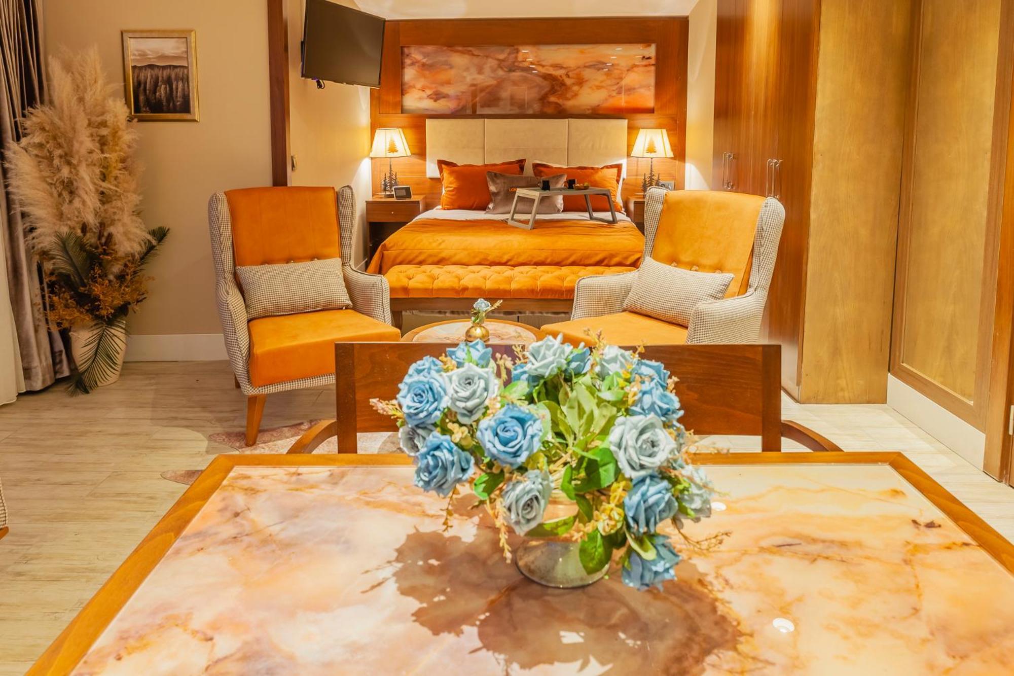Lord Morgan & Exclusive Design Cihangir Istanbul Rum bild